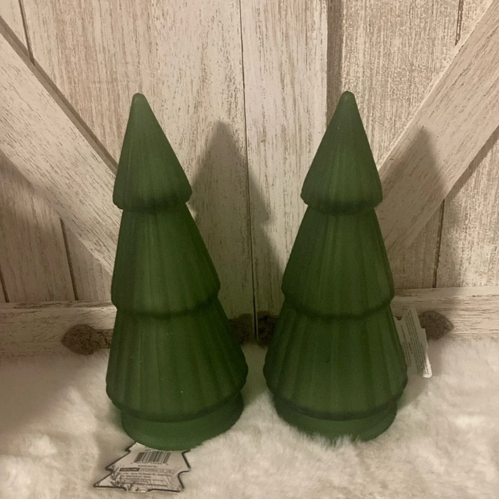 Target BP 2 Lit Frosted GLASS Trees in Green